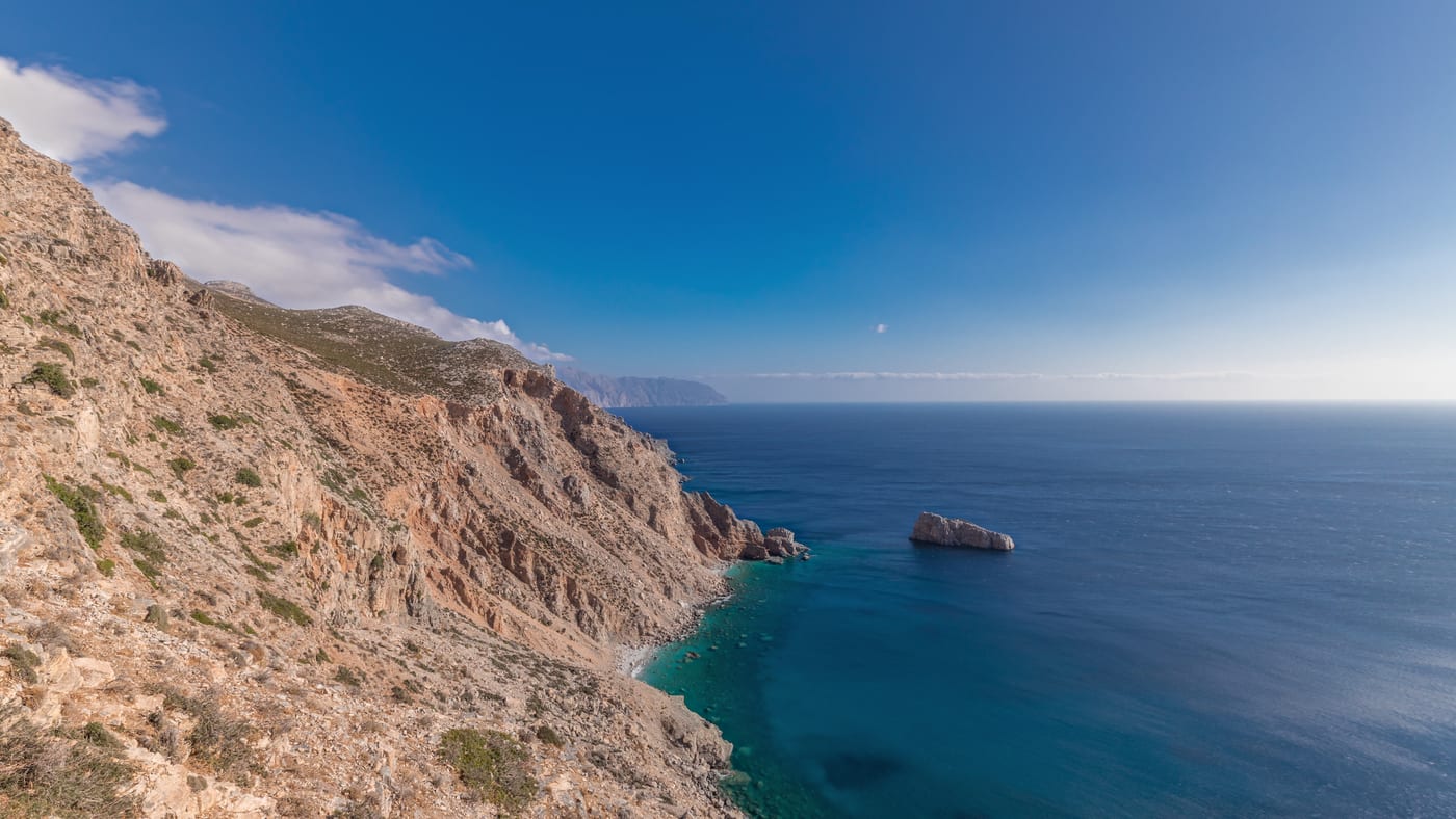 第一座島,就是《碧海藍天》那座